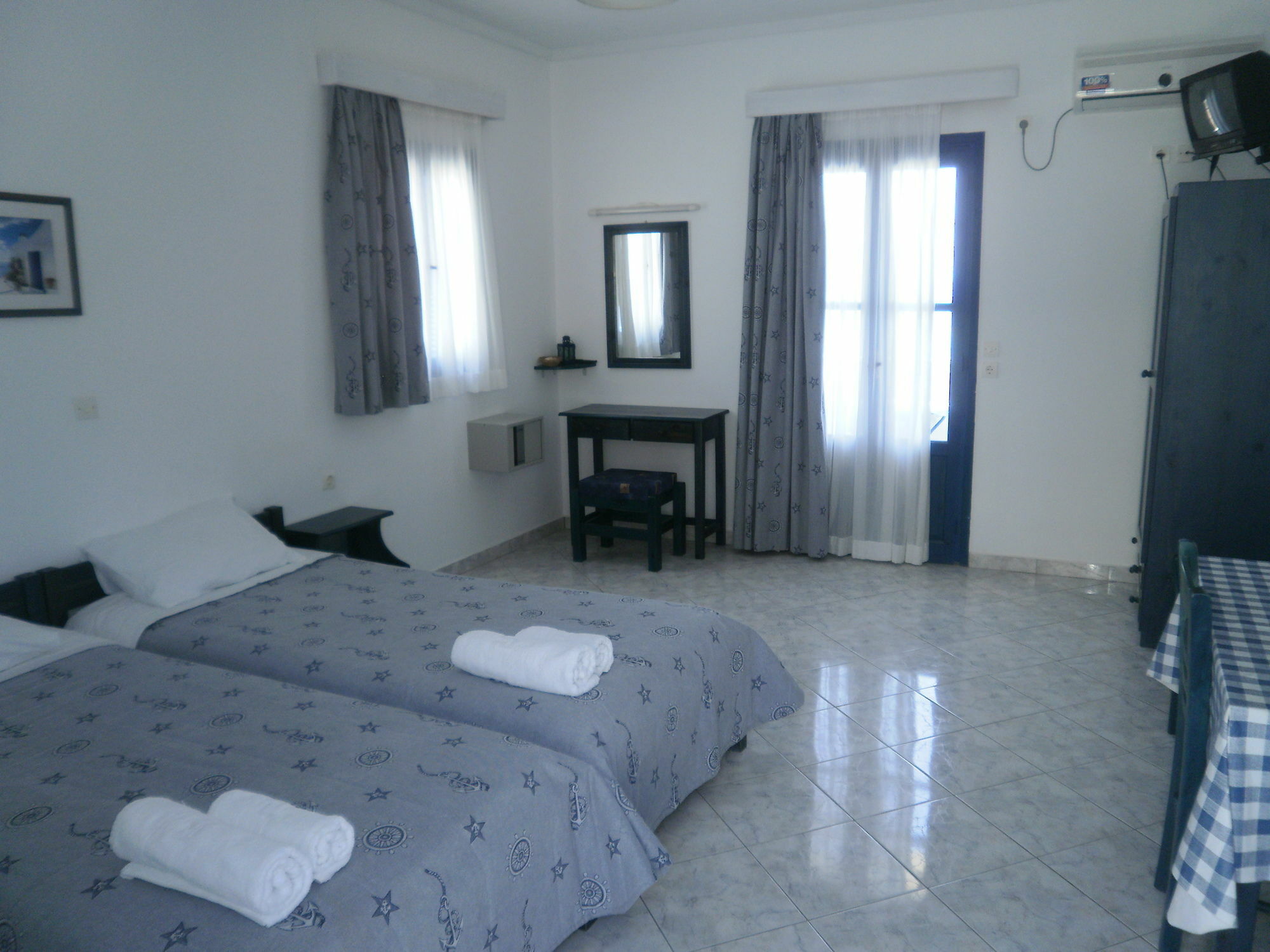 Blue And White Studios & Apartments Lefkos  Ngoại thất bức ảnh