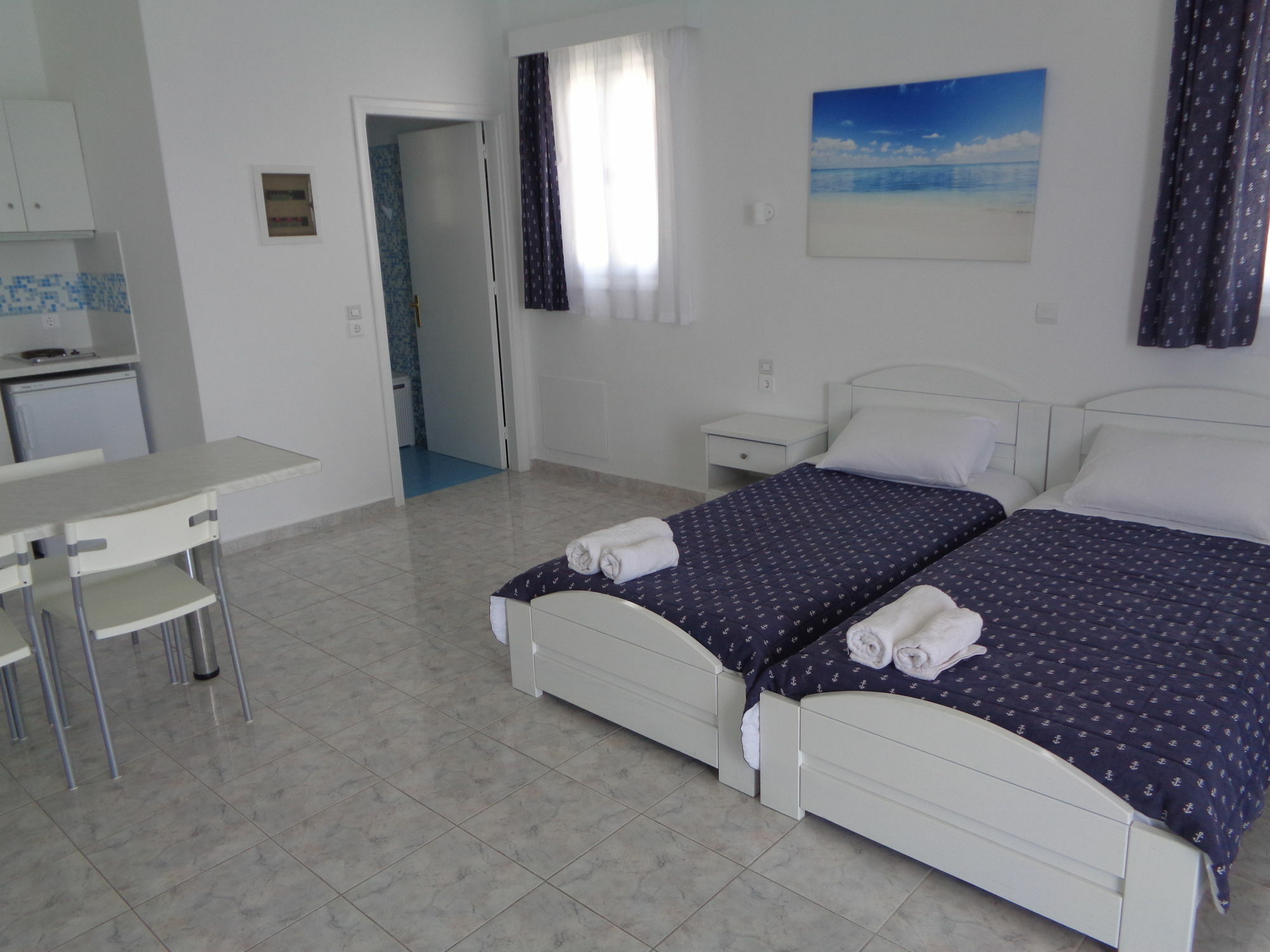 Blue And White Studios & Apartments Lefkos  Ngoại thất bức ảnh